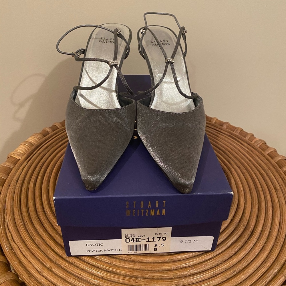 Stuart Weitzman Pewter Pointed Heels - image 1